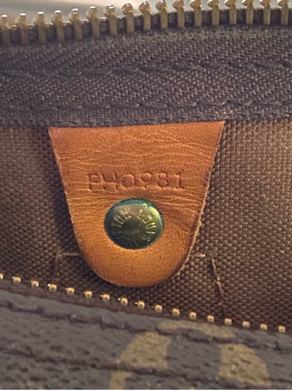 Authentic Vintage Louis Vuitton Monogram Speedy - Picture 14 of 16